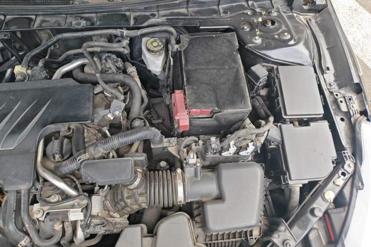 Used Nissan Teana 2019 2.0L XL Comfort Edition Engine Bay Left
