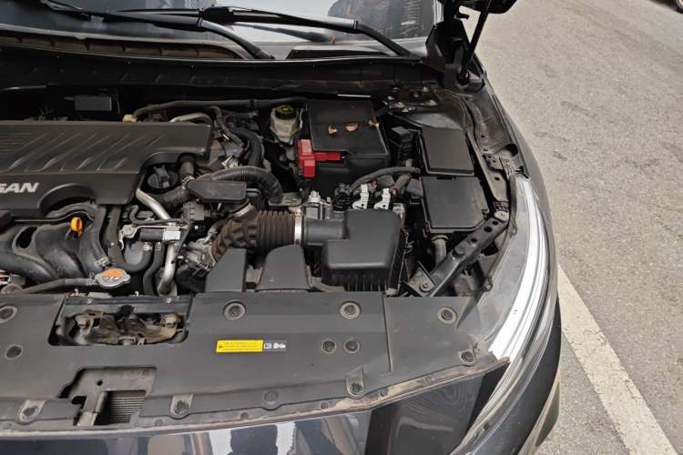 Used Nissan Teana 2019 2.0L XL Comfort Edition Engine Bay Left