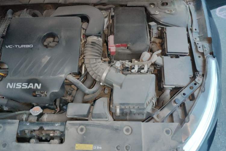Used Nissan Teana 2019 2.0T XL Upper Smart Enjoyment Version Engine Bay Left