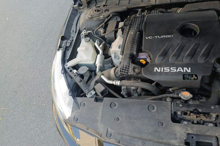 Used Nissan Teana 2019 2.0T XL Smart Leading Edition Engine Bay Right