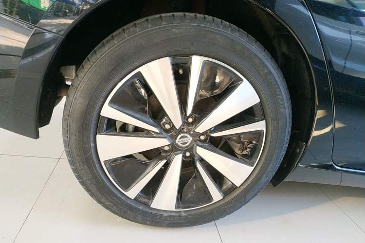 Used Nissan Teana 2019 2.0T XL Upper Smart Enjoyment Version Exterior 4