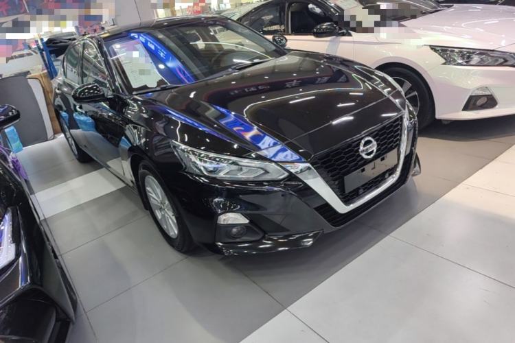Used Nissan Teana 2019 2.0L XL Comfort Edition Front Right 45 Deg