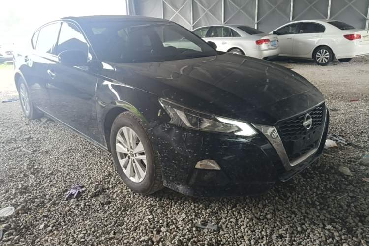 Used Nissan Teana 2019 2.0L XL Comfort Edition Front Right 45 Deg