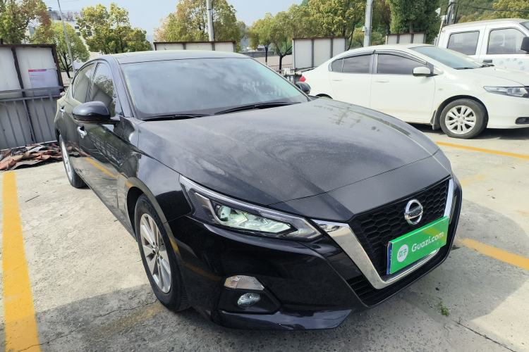 Used Nissan Teana 2019 2.0L XL Comfort Edition Front Right 45 Deg