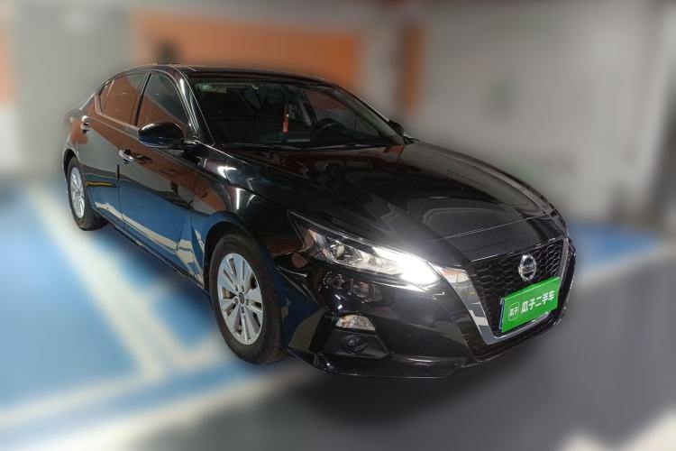 Used Nissan Teana 2019 2.0L XL Comfort Edition Front Right 45 Deg