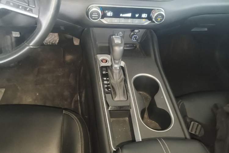 Used Nissan Teana 2019 2.0L XL Comfort Edition Gear Lever