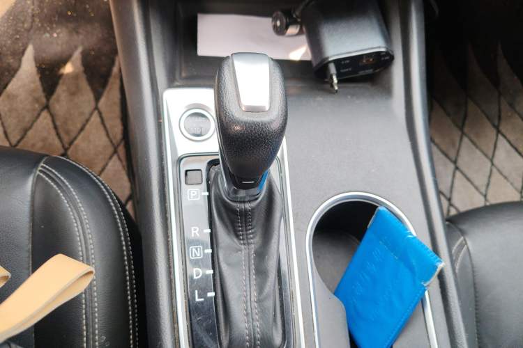 Used Nissan Teana 2019 2.0L XL Comfort Edition Gear Lever