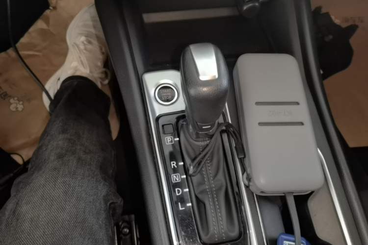Used Nissan Teana 2019 2.0L XL Comfort Edition Gear Lever