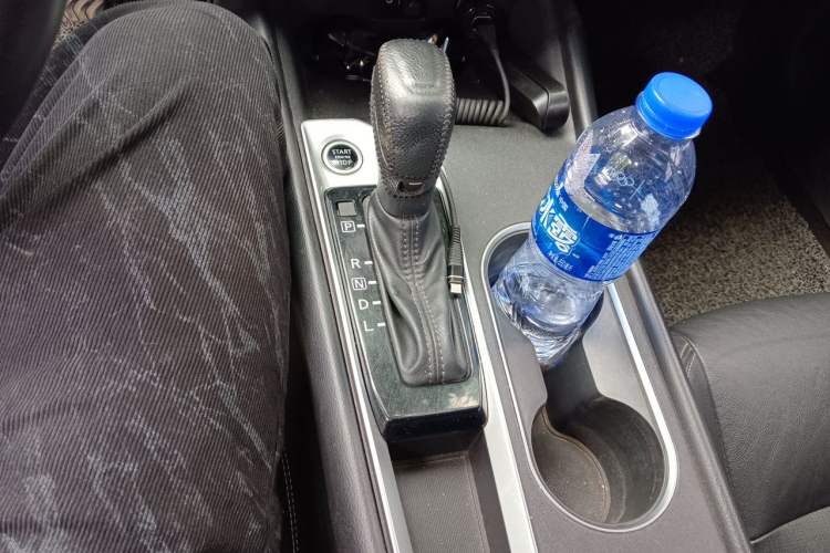 Used Nissan Teana 2019 2.0L XL Comfort Edition Gear Lever