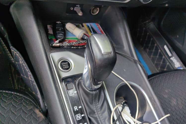 Used Nissan Teana 2019 2.0L XL Comfort Edition Gear Lever