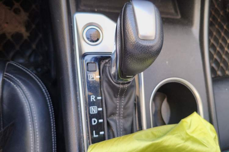 Used Nissan Teana 2019 2.0L XL Comfort Edition Gear Lever