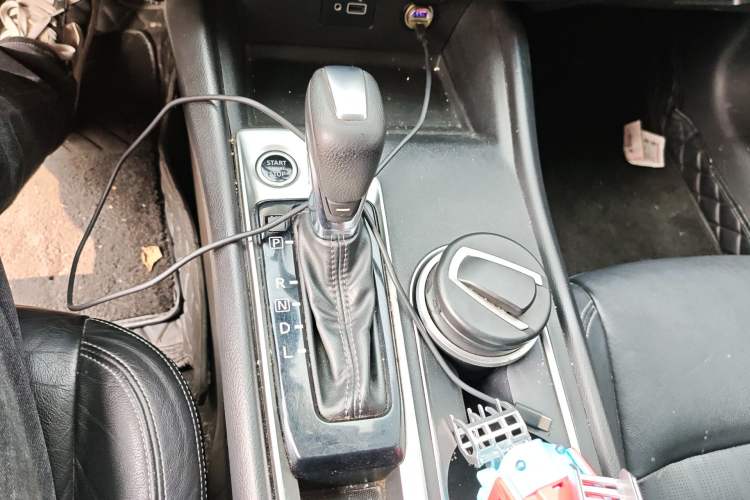 Used Nissan Teana 2019 2.0L XL Comfort Edition Gear Lever
