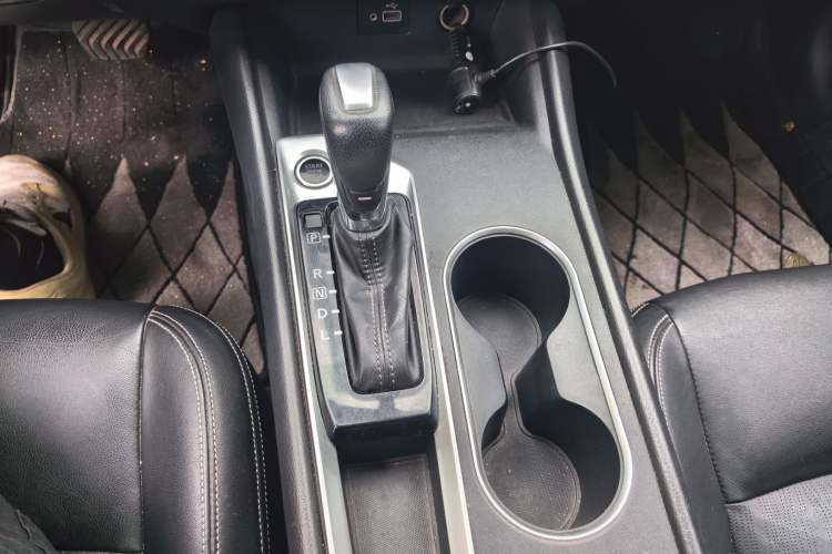 Used Nissan Teana 2019 2.0L XL Comfort Edition Gear Lever
