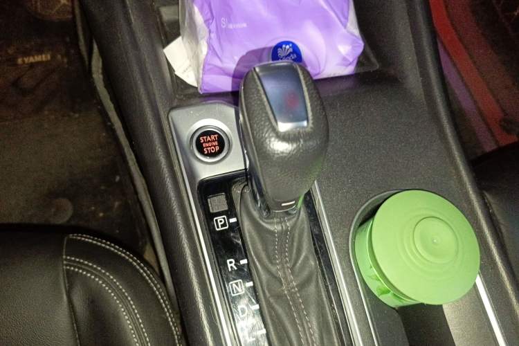 Used Nissan Teana 2019 2.0L XL Comfort Edition Gear Lever