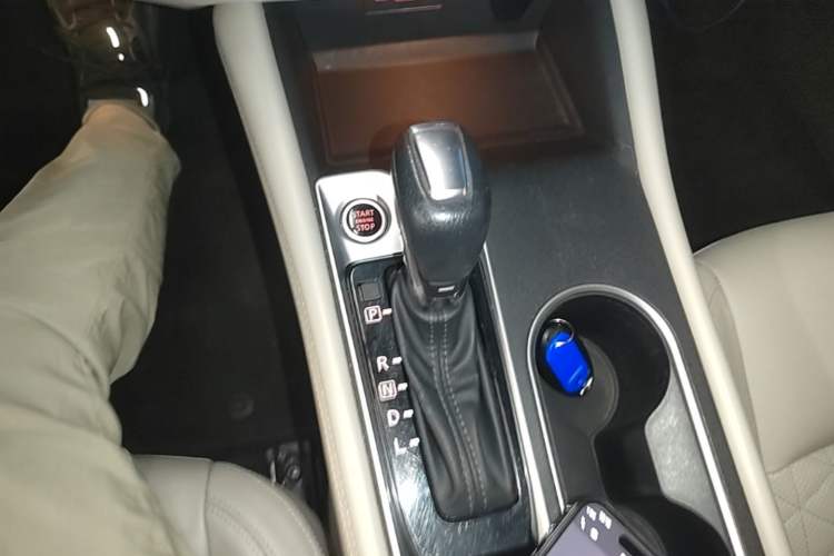 Used Nissan Teana 2019 2.0T XV AD1 Prestige Navigation Edition Gear Lever