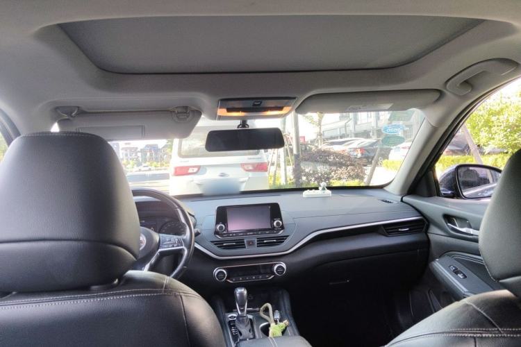 Used Nissan Teana 2019 2.0L XL Comfort Edition Headliner