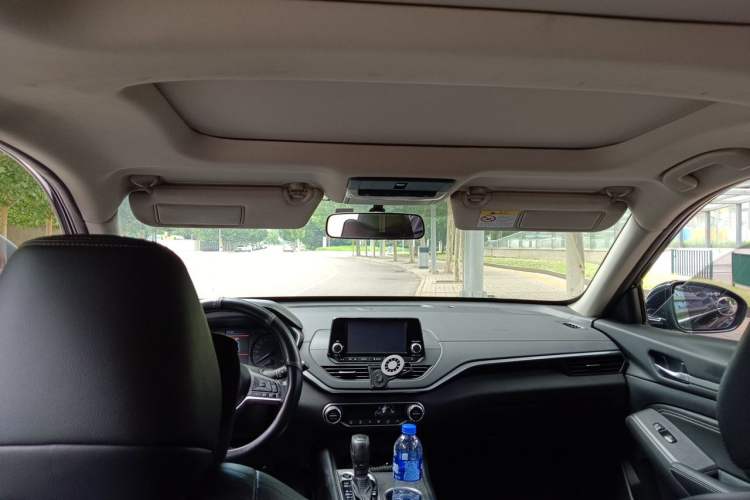 Used Nissan Teana 2019 2.0L XL Comfort Edition Headliner