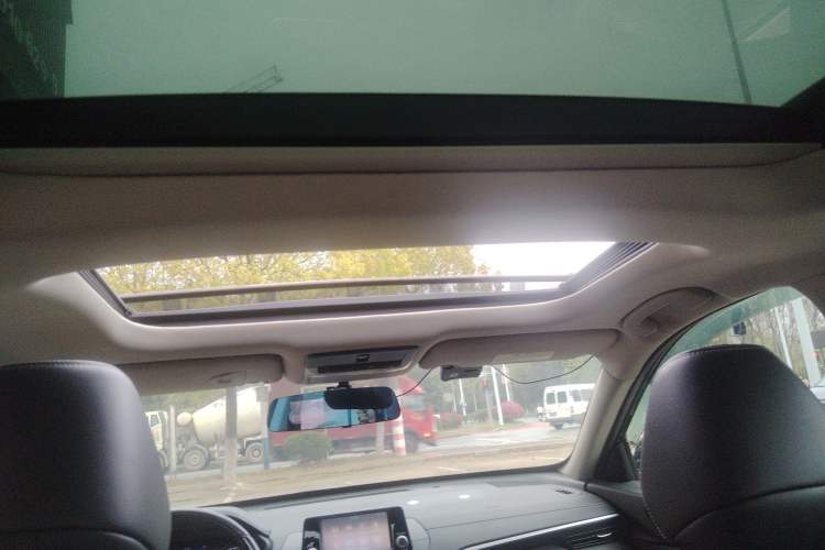 Used Nissan Teana 2019 2.0L XL Comfort Edition Headliner