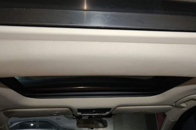 Used Nissan Teana 2019 2.0L XL Comfort Edition Headliner