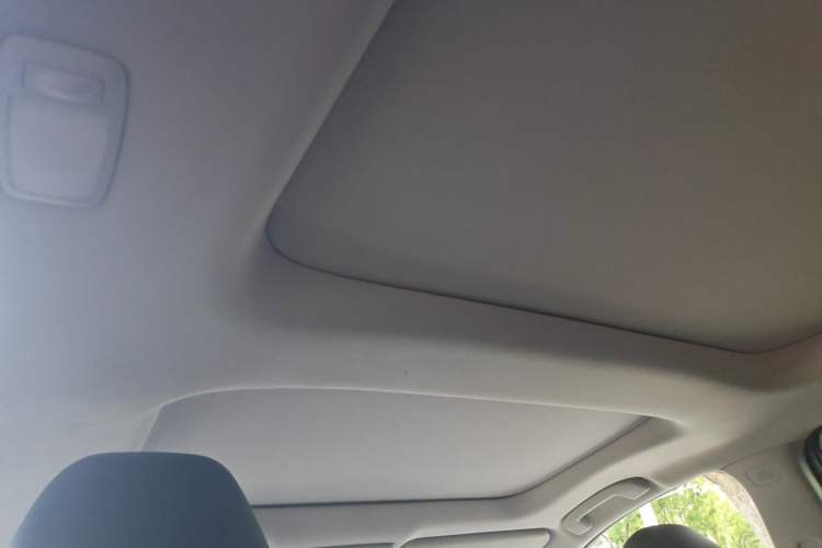 Used Nissan Teana 2019 2.0L XL Comfort Edition Headliner
