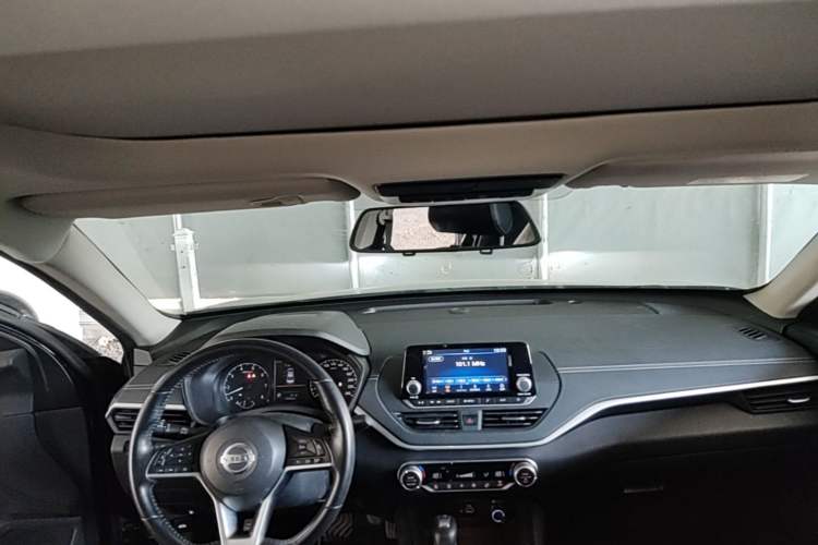 Used Nissan Teana 2019 2.0L XL Comfort Edition Headliner