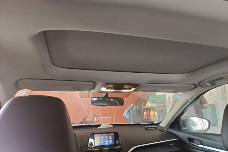 Used Nissan Teana 2019 2.0L XL Comfort Edition Headliner