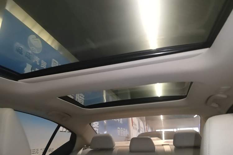 Used Nissan Teana 2019 2.0T XV AD1 Prestige Navigation Edition Headliner