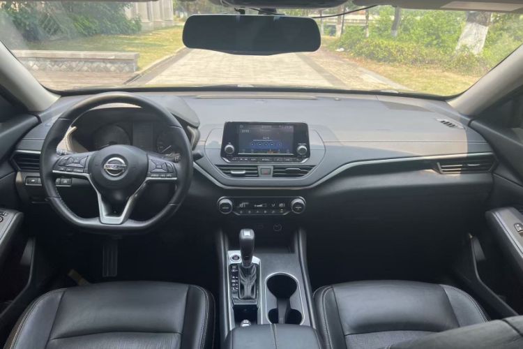 Used Nissan Teana 2019 2.0L XL Comfort Edition Interior 1