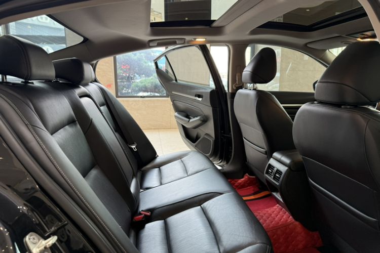Used Nissan Teana 2019 2.0L XL Comfort Edition Interior 11