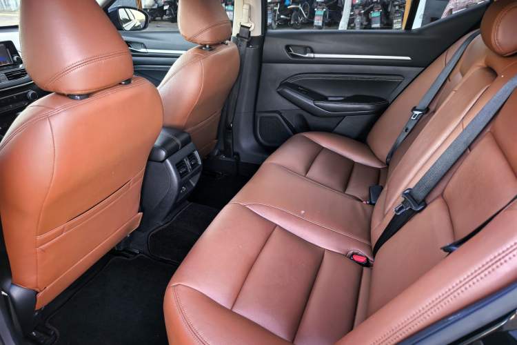 Used Nissan Teana 2019 2.0L XE Fashion Edition Interior 2