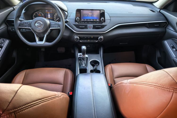 Used Nissan Teana 2019 2.0L XE Fashion Edition Interior 3