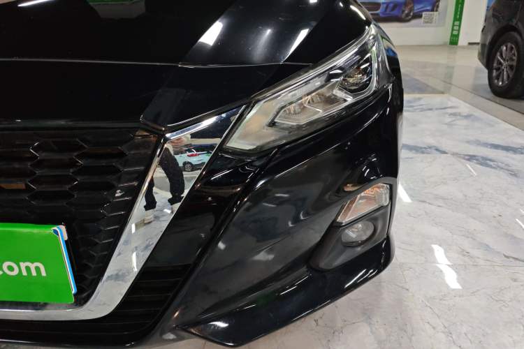 Used Nissan Teana 2019 2.0L XL Comfort Edition Left Front Headlight