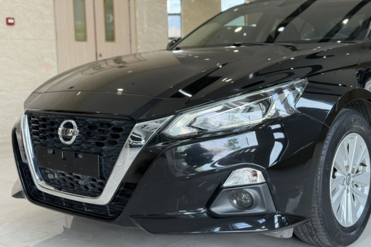 Used Nissan Teana 2019 2.0L XL Comfort Edition Left Front Headlight