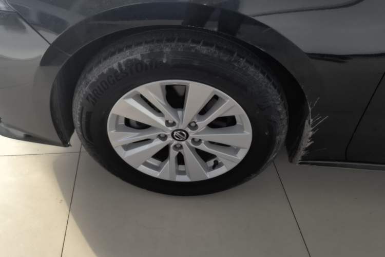 Used Nissan Teana 2019 2.0L XL Comfort Edition Left Front Wheel Hub