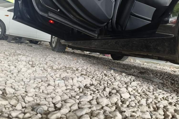Used Nissan Teana 2019 2.0L XL Comfort Edition Left Side Sill