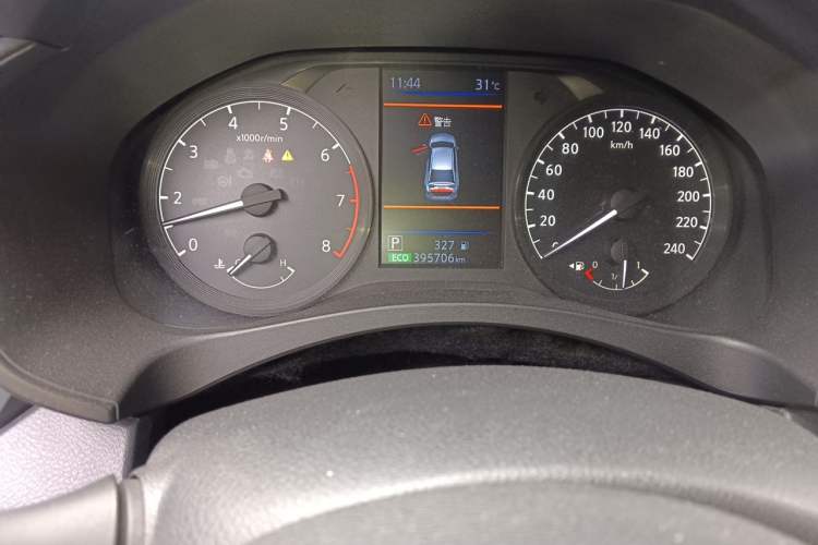 Used Nissan Teana 2019 2.0L XL Comfort Edition Odometer Close Up
