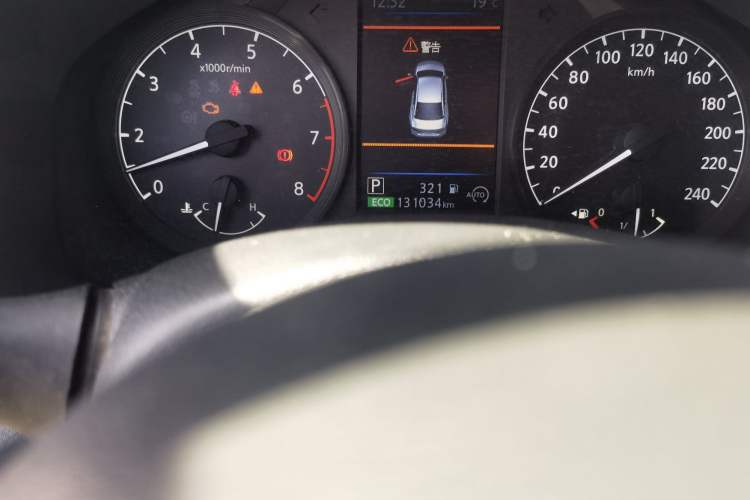 Used Nissan Teana 2019 2.0L XL Comfort Edition Odometer Close Up