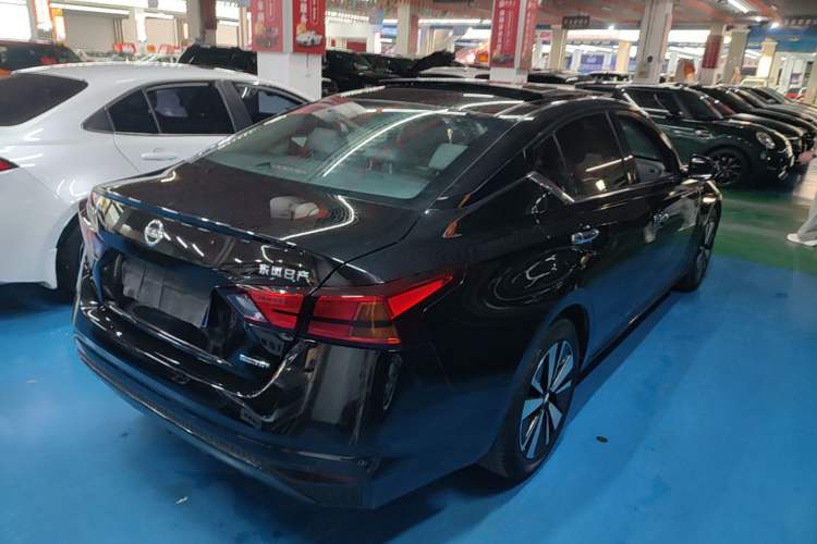 Used Nissan Teana 2019 2.0L XL Upper SmartDrive Version Rear Right 45 Deg