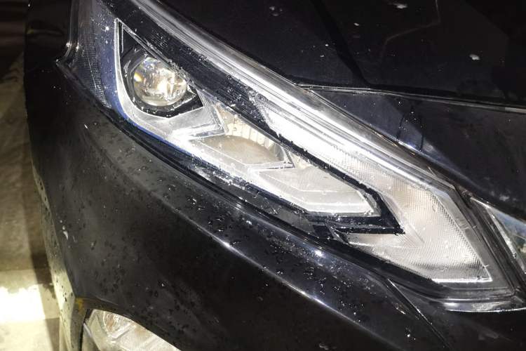 Used Nissan Teana 2019 2.0L XL Comfort Edition Right Front Headlight