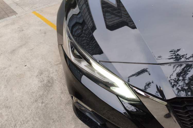 Used Nissan Teana 2019 2.0L XL Comfort Edition Right Front Headlight