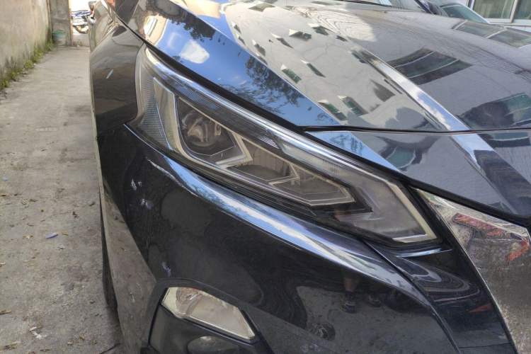 Used Nissan Teana 2019 2.0L XL Comfort Edition Right Front Headlight