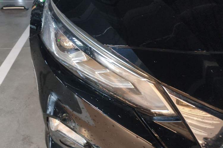 Used Nissan Teana 2019 2.0L XL Comfort Edition Right Front Headlight