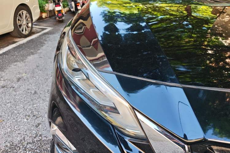 Used Nissan Teana 2019 2.0L XL Comfort Edition Right Front Headlight