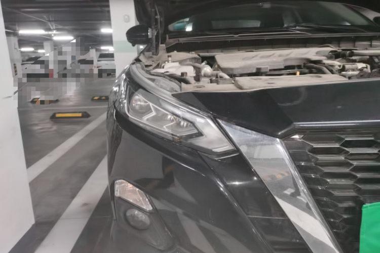 Used Nissan Teana 2019 2.0L XL Comfort Edition Right Front Headlight