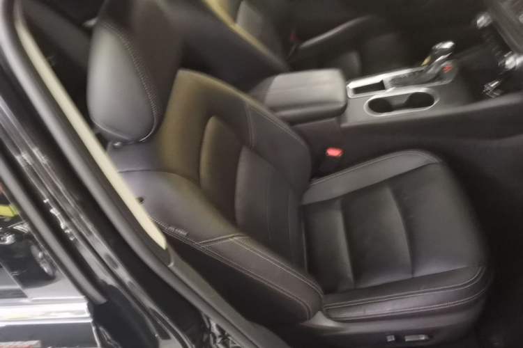 Used Nissan Teana 2019 2.0L XL Comfort Edition Right Front Seat