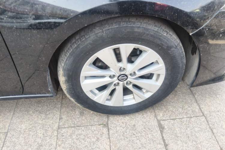 Used Nissan Teana 2019 2.0L XL Comfort Edition Right Front Wheel Hub