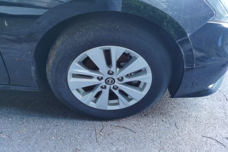 Used Nissan Teana 2019 2.0L XL Comfort Edition Right Front Wheel Hub