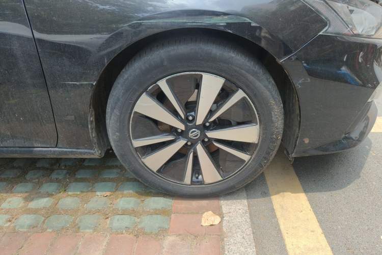 Used Nissan Teana 2019 2.0L XL Upper SmartDrive Version Right Front Wheel Hub