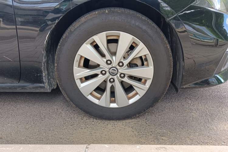 Used Nissan Teana 2019 2.0L XL Comfort Edition Right Front Wheel Hub
