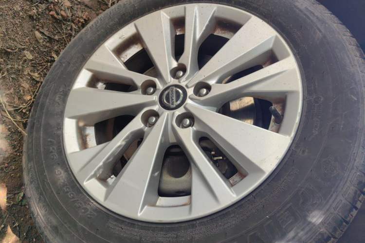 Used Nissan Teana 2019 2.0L XL Comfort Edition Right Front Wheel Hub